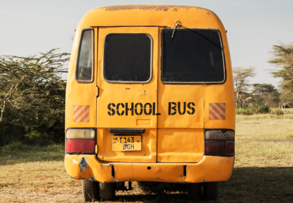 Autobús escolar para Nuevo Eloni's header image